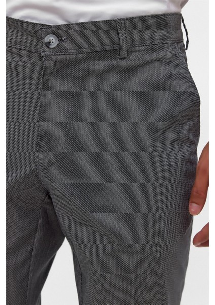 Siyah Regular Armürlü Pantolon fırsatları