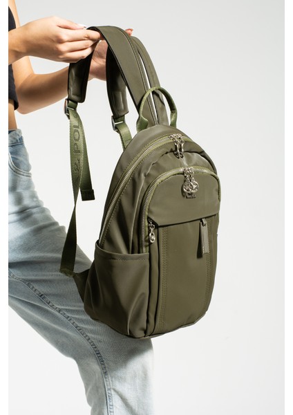 Kadın Paraşüt Kumaş Saten Sırt Çantası fiyatları