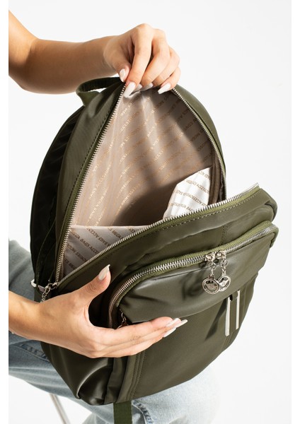 Kadın Paraşüt Kumaş Saten Sırt Çantası modelleri