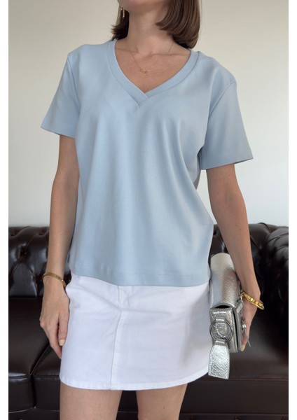 V Yaka Premium Tshirt- Bebe Mavisi fırsatları