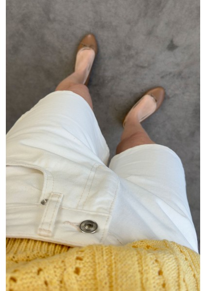 Regular Premium Denim Şort- Beyaz fiyatları