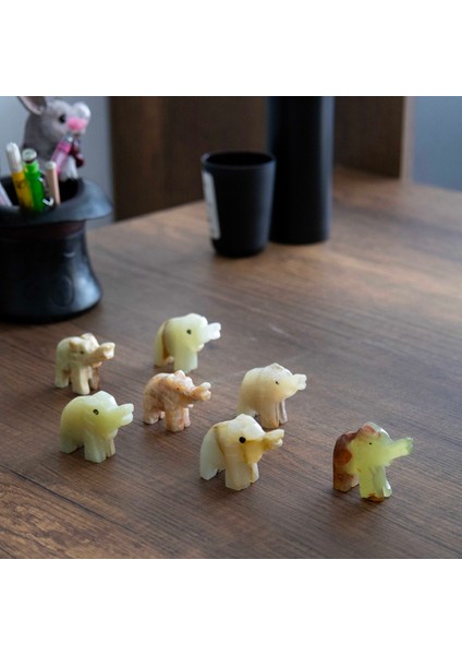 7'li Oniks Doğal Taş Fil Sürüsü | 2 Inç | Bereket ve Bolluk Sembolü | El Yapımı Dekoratif Biblo modelleri