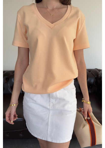 V Yaka Premium Tshirt- Somon fırsatları