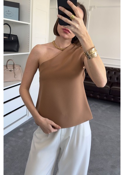Tek Omuz Çıtçıtlı Bluz- Camel modelleri