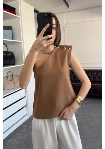 Tek Omuz Çıtçıtlı Bluz- Camel fırsatları