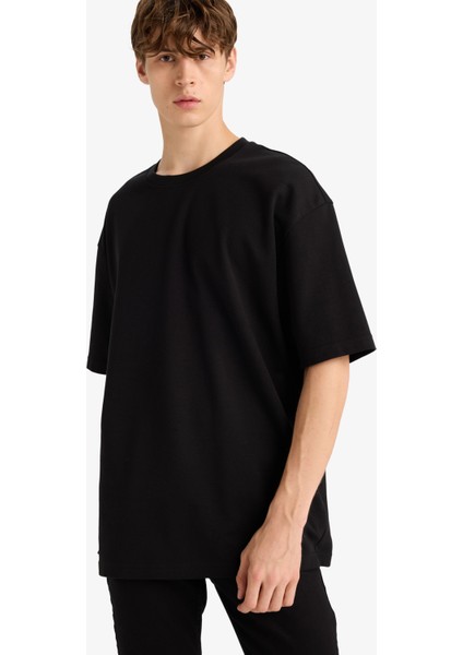 Oversize Geniş Kalıp Bisiklet Yaka Ağır Kumaş Basic Düz Kısa Kollu Tişört E9798AX25AU modelleri