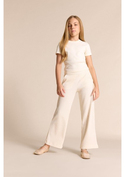 Kız Çocuk Slim Fit Dar Kesim Bisiklet Yaka Ribana Basic Düz Kısa Kollu Tişört B3054A825SM fiyatları