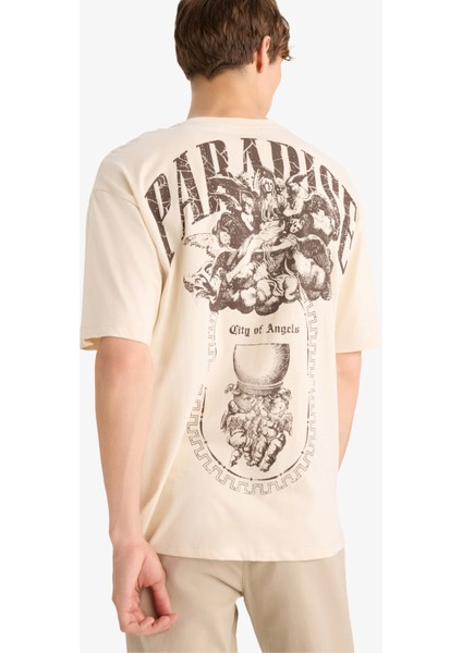 %100 Pamuk Boxy Fit Rahat Kesim Bisiklet Yaka Sırt Baskılı Kısa Kollu Tişört F8322AX25AU