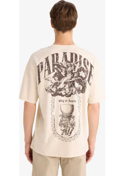 %100 Pamuk Boxy Fit Rahat Kesim Bisiklet Yaka Sırt Baskılı Kısa Kollu Tişört F8322AX25AU