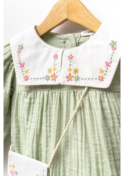 Kız Bebek Nakışlı Bebe Yaka Müslin %100 Pamuk Çantalı Elbise