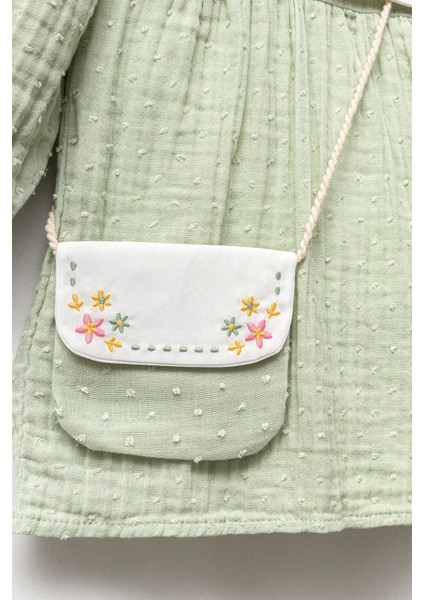 Kız Bebek Nakışlı Bebe Yaka Müslin %100 Pamuk Çantalı Elbise