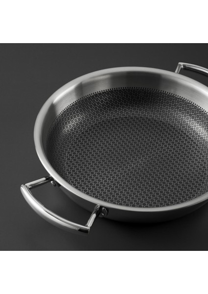 Gourmet 24 cm Karnıyarık Tencere Ergonomik Sap ve Kolay Temizlik Özelliğiyle fırsatları