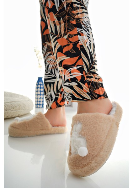 Kadın Ev Terliği Peluş Terlik Çeyiz ve Bohça Terliği Ses Yapmaz Kalın Taban fiyatları