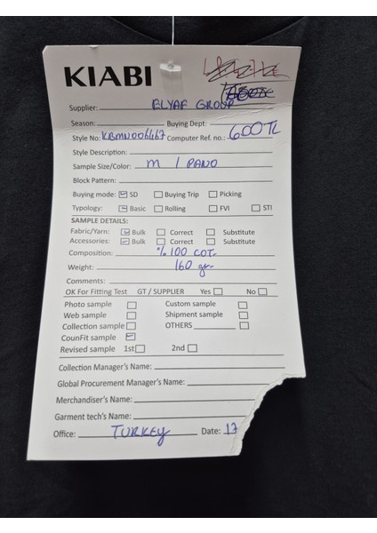 Erkek Siyah Çizgi Bloklu Oversize Tişört – Kontrast Desenli Modern Tasarım modelleri