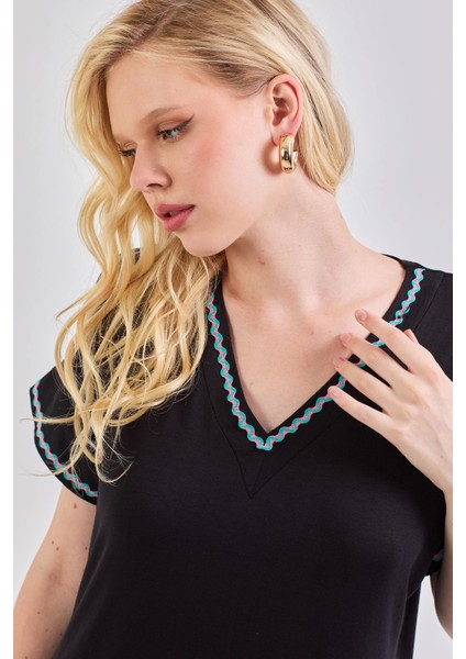 Asimetrik Kesim Biyeli V Yaka Elbise Siyah modelleri