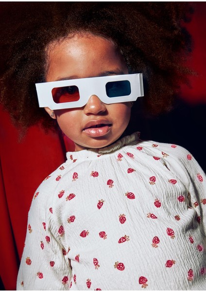 Kız Çocuk Çilekli Bluz indirimleri