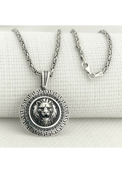 925 Ayar Gümüş Siyah Zirkon Taşlı Aslan Figürlü Kral Zincir Erkek Kolye