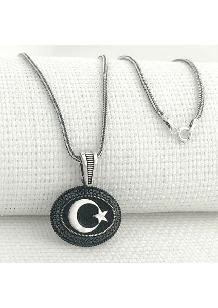 925 Ayar Gümüş Siyah Taşlı Ayyıldız Erkek Kolye