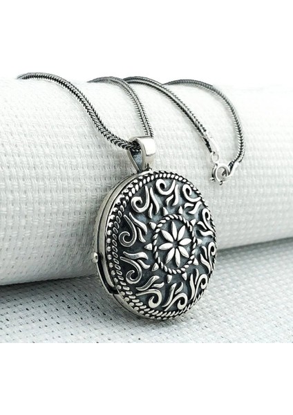 925 Ayar Gümüş Yuvarlak Cevşen Model Muska Kabı Erkek Kolye