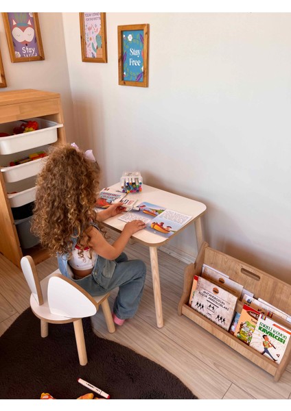 Mobilya Montessori Çocuk Çalışma Aktivite Masası ve 1 Sandalye Set Mickey fiyatları