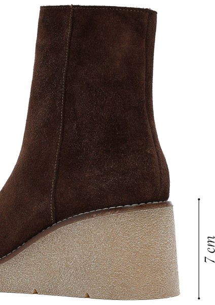 Kadın Kahverengi Fermuarlı Dolgu Topuklu Süet Deri Bot 25AFD152710 fiyatları