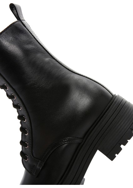Kadın Siyah Fermuarlı Kalın Tabanlı Deri Postal Bot 25WFD140218