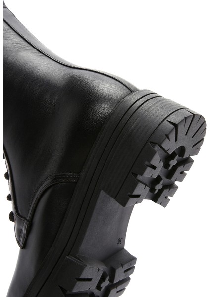 Kadın Siyah Fermuarlı Kalın Tabanlı Deri Postal Bot 25WFD140218