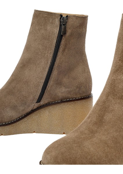 Kadın Vizon Fermuarlı Dolgu Topuklu Süet Deri Bot 25AFD152710