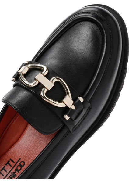 Gritti Kadın Siyah Toka Detaylı Deri Maskülen Loafer 25AFD110018