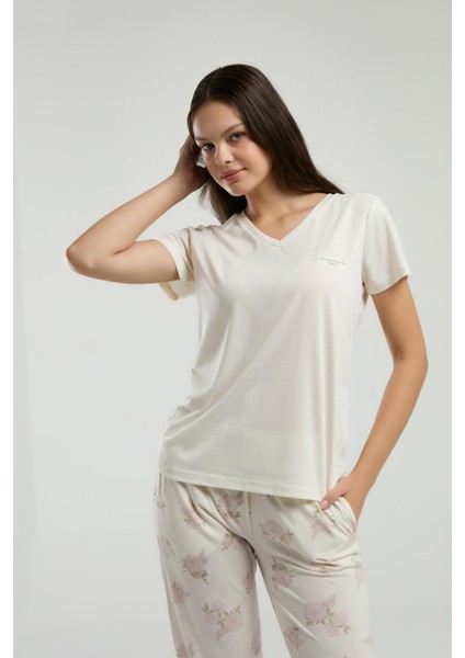 Kadın Beyaz Kısa Kol Pijama Takım modelleri