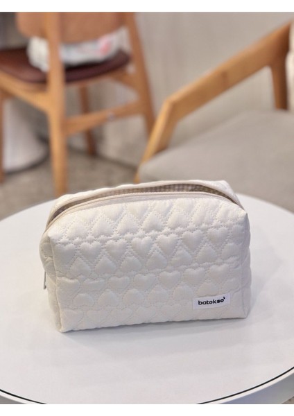 Açık Krem Kalp Işlemeli Makyaj Çantası - Büyük Boy fiyatları