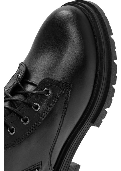 Kadın Siyah Fermuarlı Kalın Tabanlı Deri Postal Bot 25WFD180818