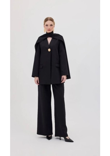 Şeniz Fularlı Blazer Takım modelleri
