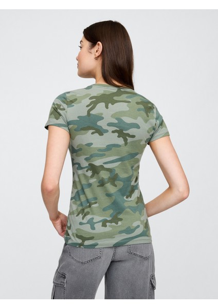 Kadın Kamuflaj Gap Logo T-Shirt fırsatları