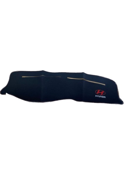 Hyundai Yumurta Kasa Accent Torpido Halısı Göğüslük