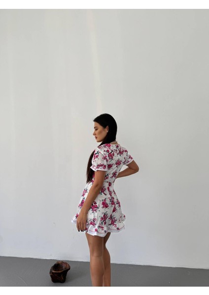 Çiçek Desen Astarlı Krep Kumaş Kısa Kadın Elbise modelleri