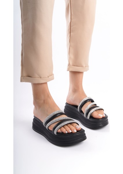 Elıse Düz Topuklu Şeritli Taşlı Kalın ve Ortopedik Taban Kadın Terlik St Siyah fırsatları