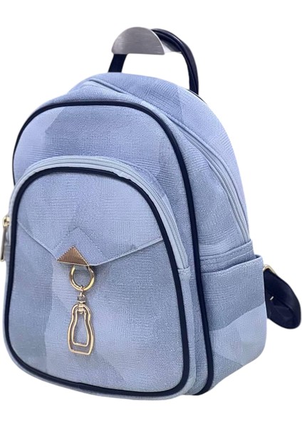Kadın Minimalist Sırt Çantası