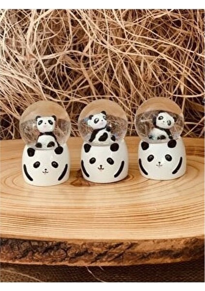 Küçük Boy Panda Kar Küresi Işıklı 6.5 cm