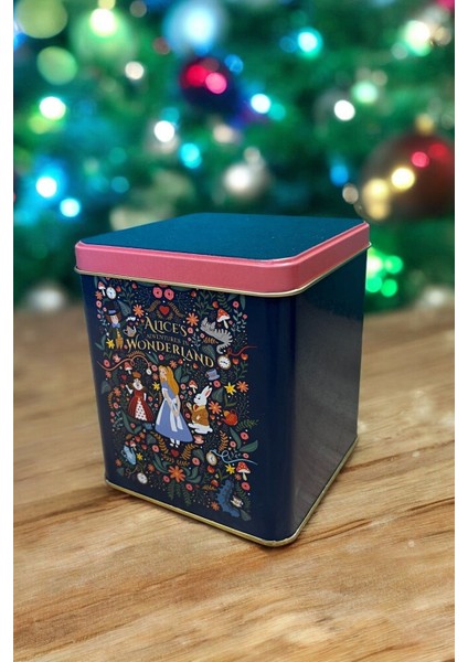 Mavi Desenli Kare Metal Saklama Kabı 12X12 Cm, Şık ve Dayanıklı Mutfak Ürünü fiyatları