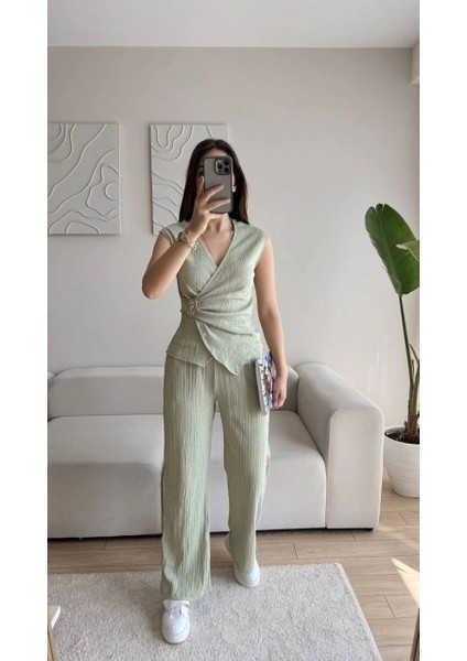 Kruvaze Beli Tokalı Alt Üst Günlük Takım Yeşil modelleri