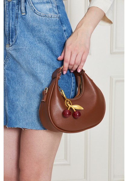 Noa Taba Mini Çapraz Askılı Charm Hediyeli Kadın El, Kol ve Omuz Çantası