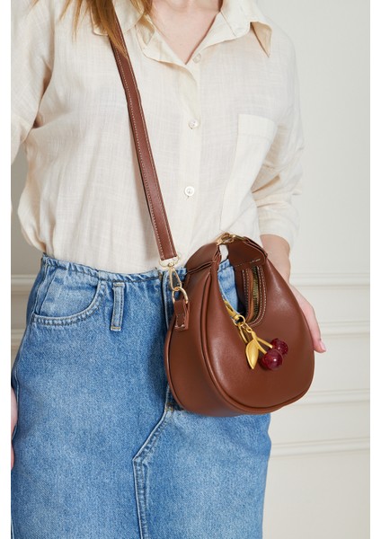 Noa Taba Mini Çapraz Askılı Charm Hediyeli Kadın El, Kol ve Omuz Çantası