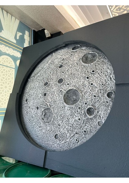 Gri Strafor Aysta, Dayanıklı ve Hafif Dekoratif Malzeme