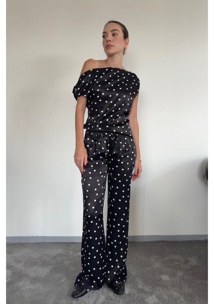 Asimetrik Puantiyeli Premium Takım- Siyah