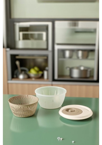 Focus 4,5 Lt Hızlı Salata Kurutucu – Geniş Hazne, Ergonomik Tasarım, Süzgeçli