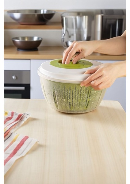 Focus 4,5 Lt Hızlı Salata Kurutucu – Geniş Hazne, Ergonomik Tasarım, Süzgeçli