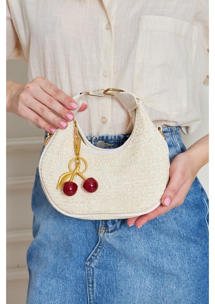 Mira Krem Orijinal Hasır Dokuma Charm Hediyeli Kadın El, Kol ve Omuz Çantası