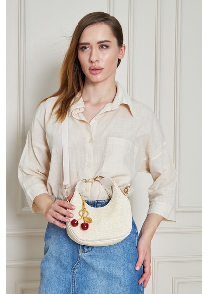 Mira Krem Orijinal Hasır Dokuma Charm Hediyeli Kadın El, Kol ve Omuz Çantası fırsatları