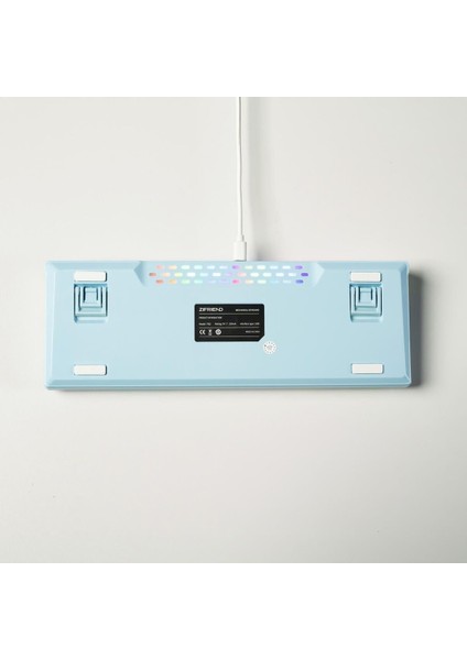 T62 Mekanik Klavye Rgb 63 Tuşlar Çalışırken Değiştirilebilir Oyun Klavyeleri Kırmızı Switch fırsatları